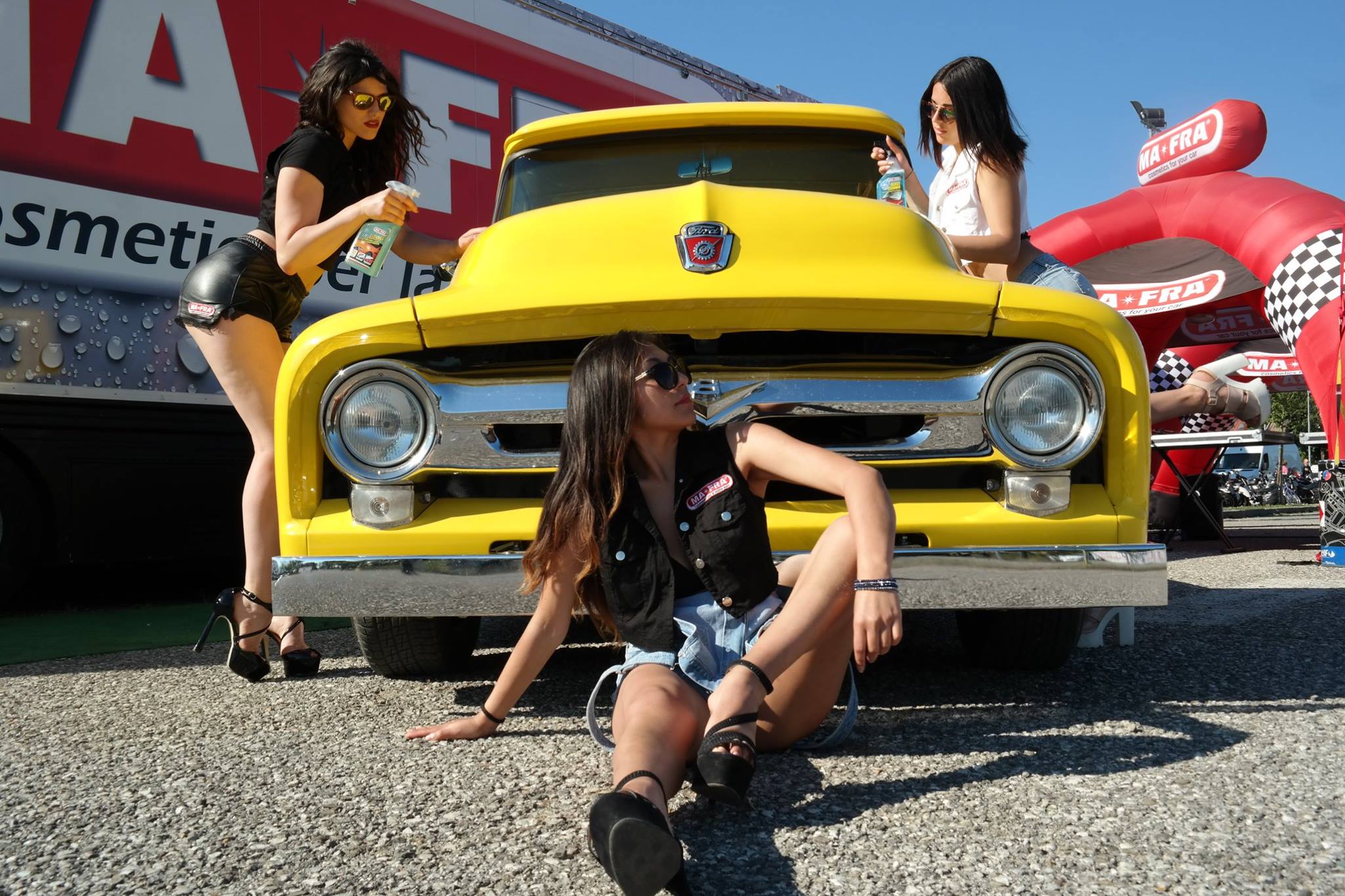 Moto Biker Fest: la bellezza si fa moto!