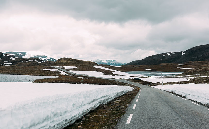 Ultimi weekend in montagna: consigli per la tua auto