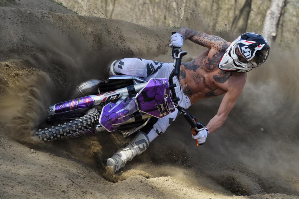 Vanni Oddera, campione di motocross freestyle e Mototerapia